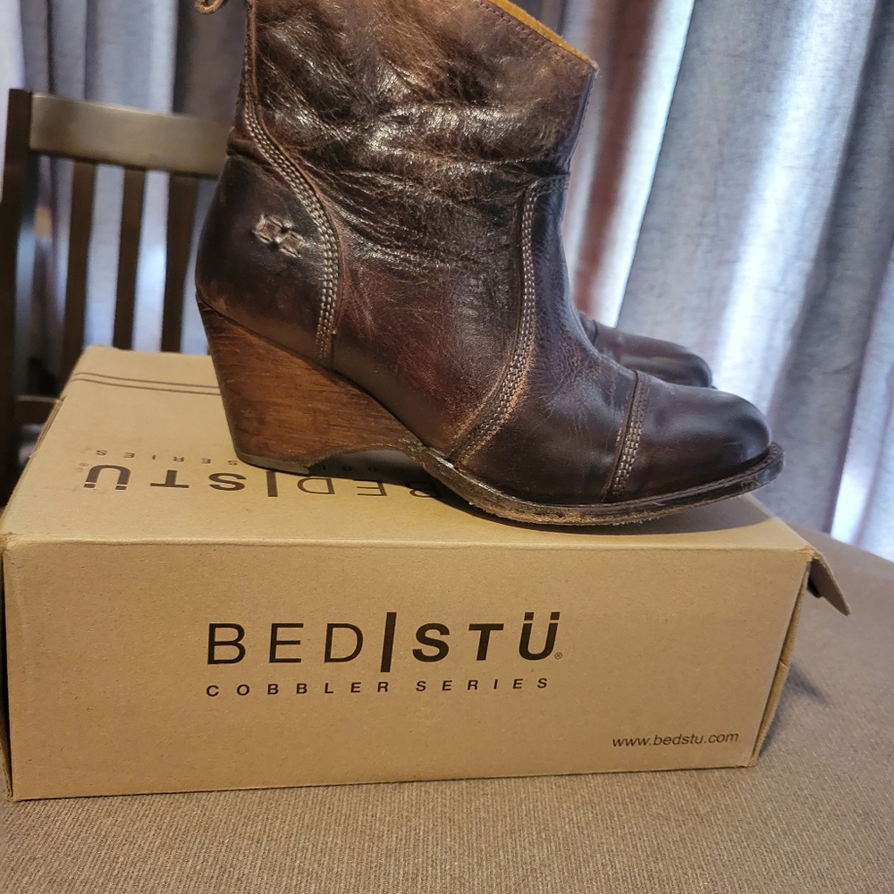 BedStu Gentry Bootie (Teak Rustic) 7.5
